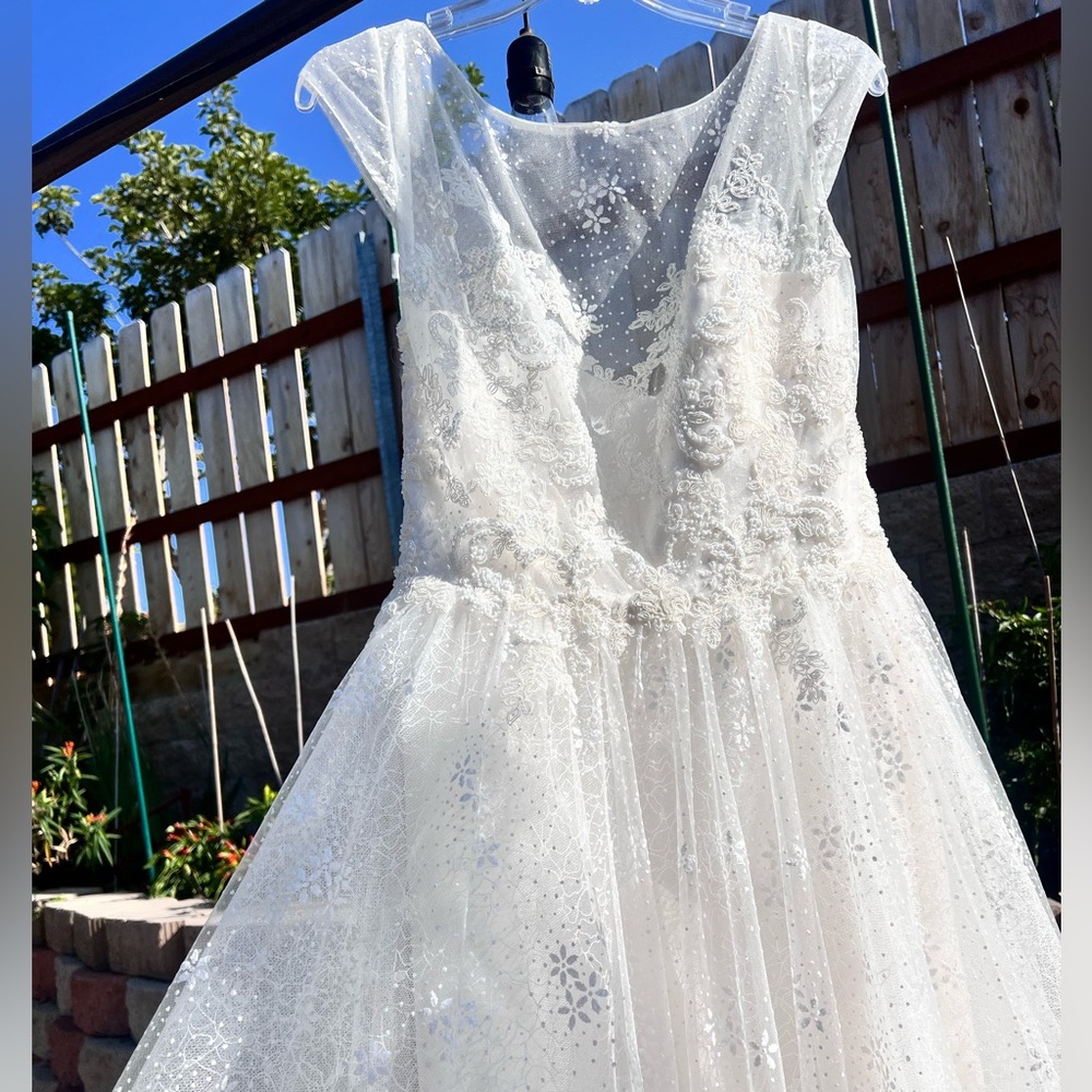 Anne Barge wedding dress - Picture 10 of 14